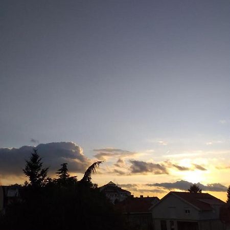 Love Belgrade Luaran gambar